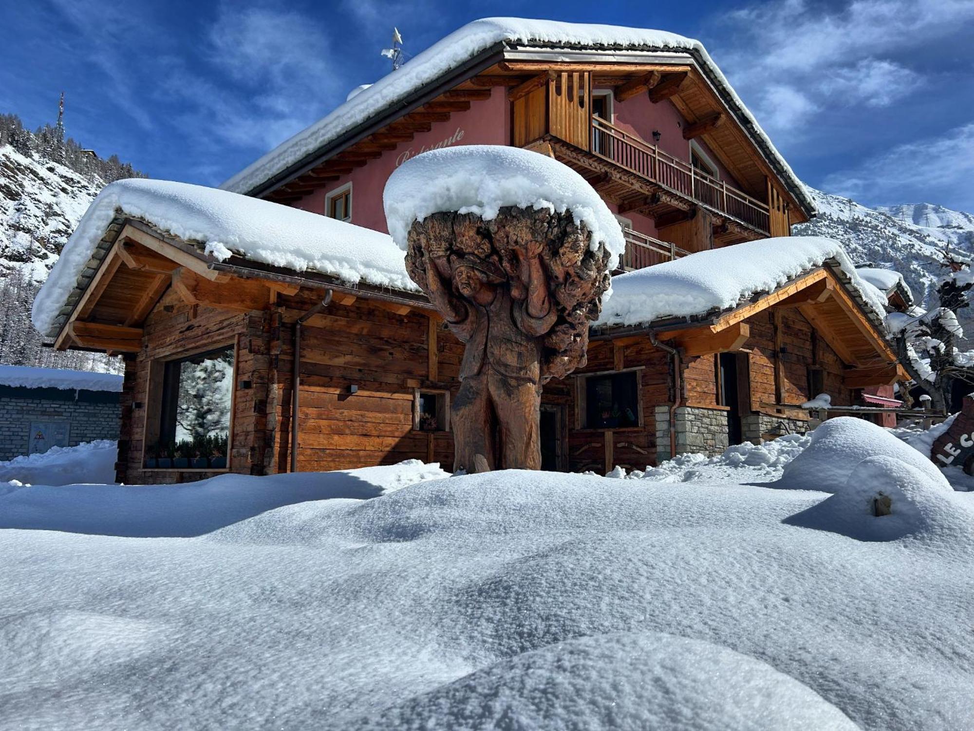 Hibou Chambres - Cogne Bed & Breakfast 2*