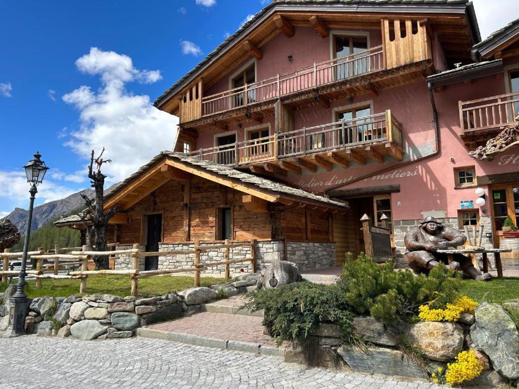 Le Dell'hostellerie Cogne