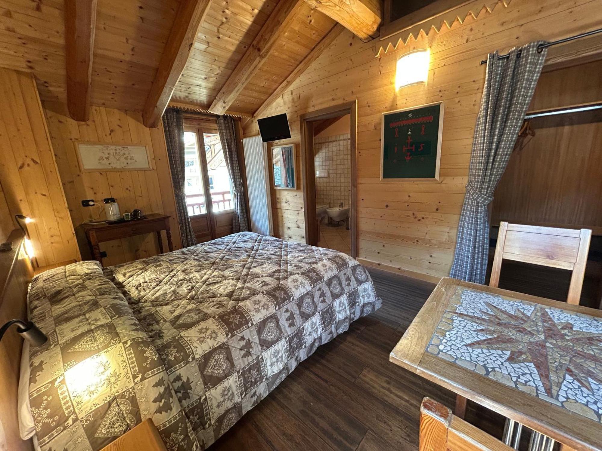 Le Dell'hostellerie 2*